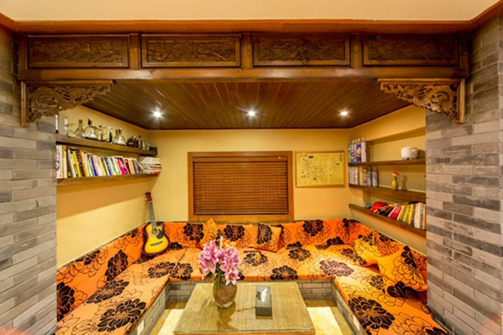 He Mu Ju Inn Zhongyi Branch Лицзян Экстерьер фото