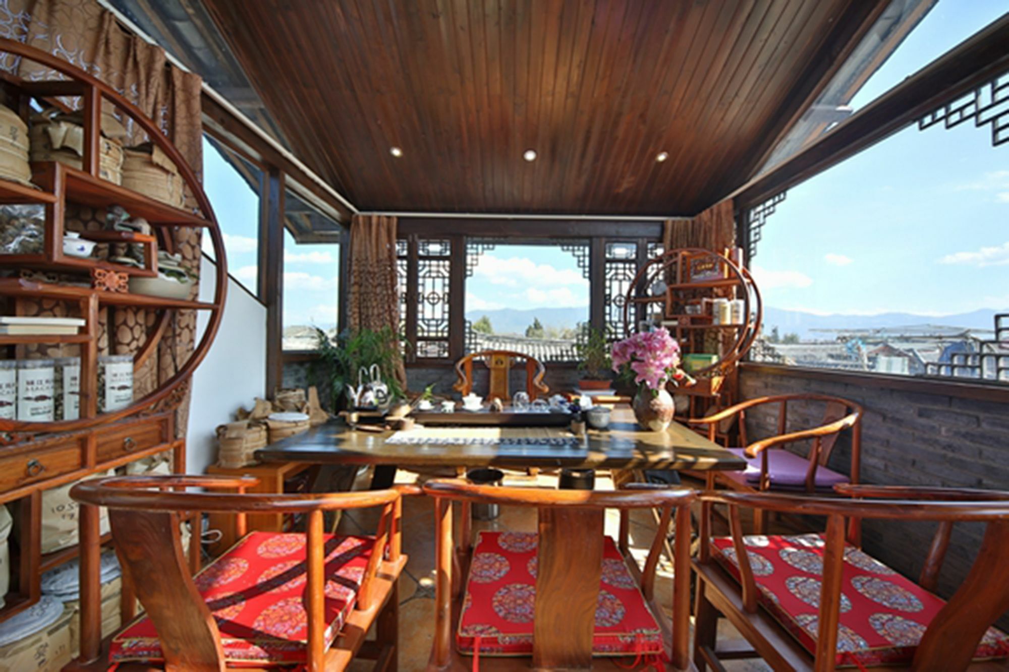 He Mu Ju Inn Zhongyi Branch Лицзян Экстерьер фото