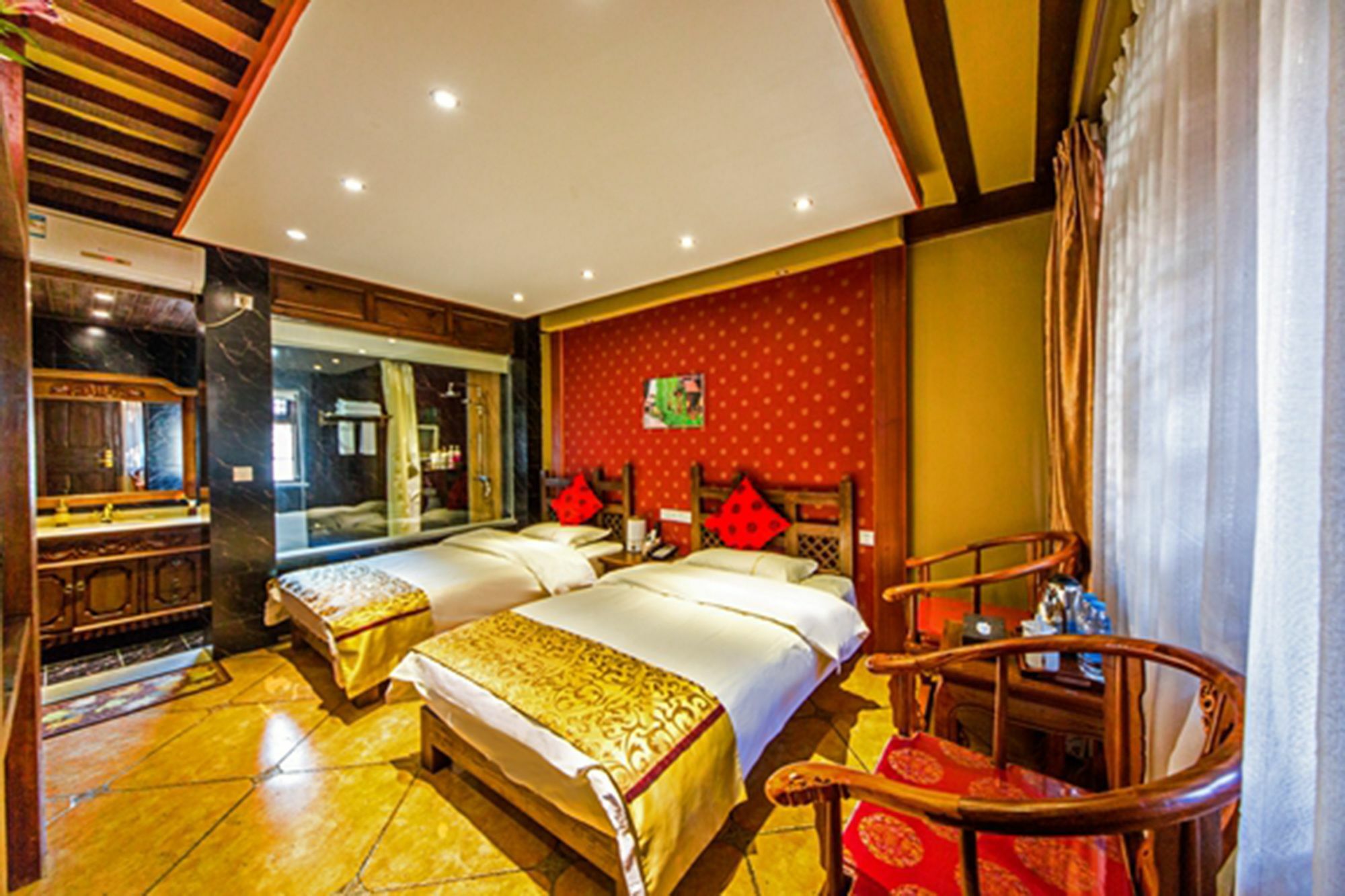 He Mu Ju Inn Zhongyi Branch Лицзян Экстерьер фото